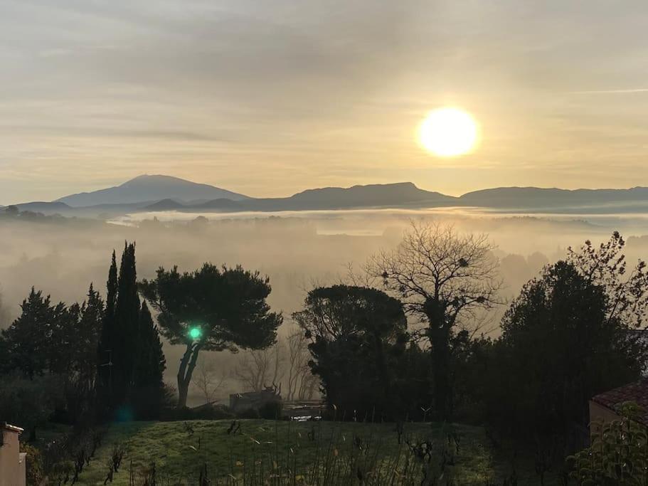 La Vue Sur Le Mont Ventoux, Appartement & Parking Cairanne Dış mekan fotoğraf